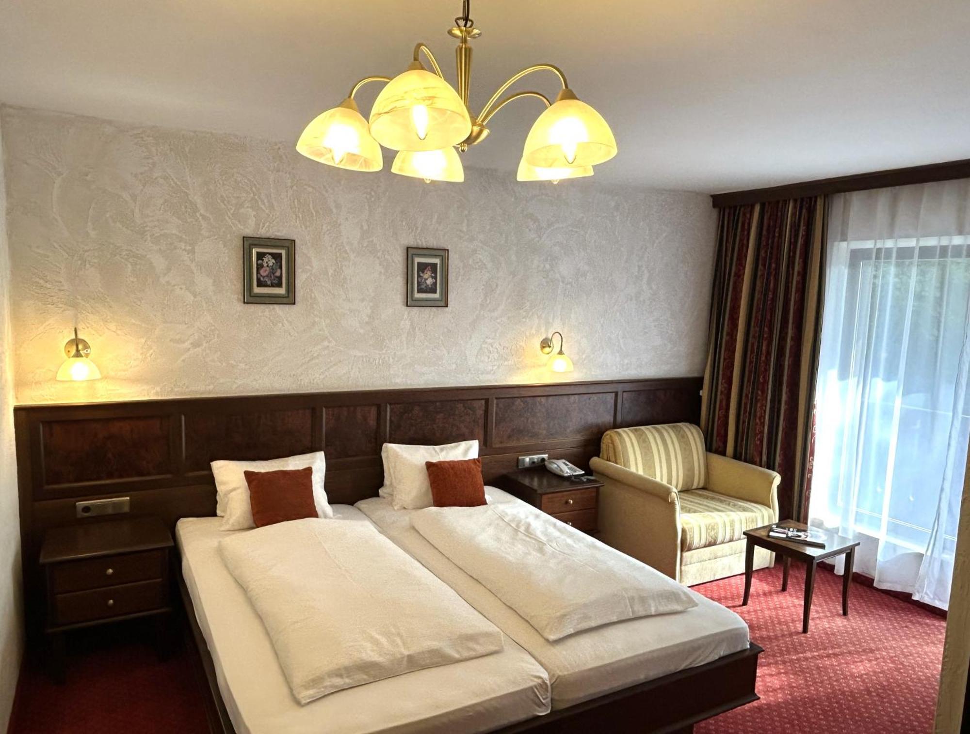 Hotel-Restaurant Batzenhaeusl İnnsbruck Dış mekan fotoğraf