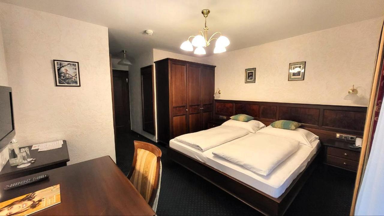 Hotel-Restaurant Batzenhaeusl İnnsbruck Dış mekan fotoğraf