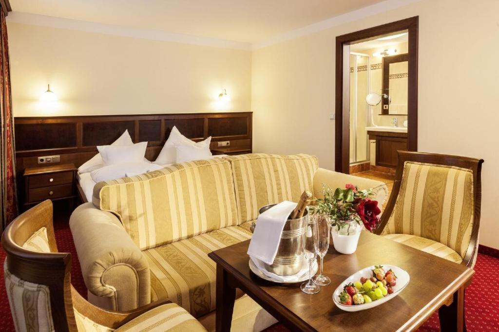 Hotel-Restaurant Batzenhaeusl İnnsbruck Dış mekan fotoğraf