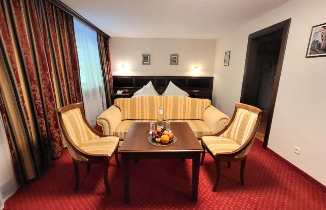 Hotel-Restaurant Batzenhaeusl İnnsbruck Dış mekan fotoğraf