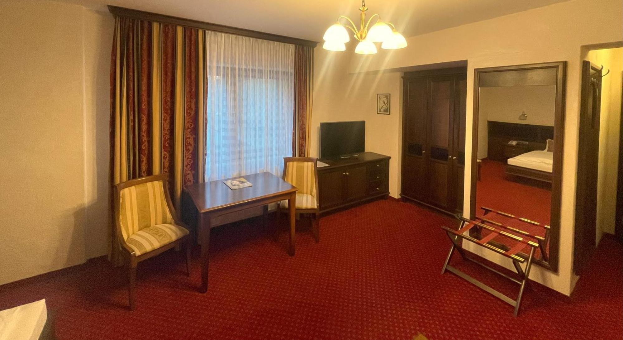 Hotel-Restaurant Batzenhaeusl İnnsbruck Dış mekan fotoğraf